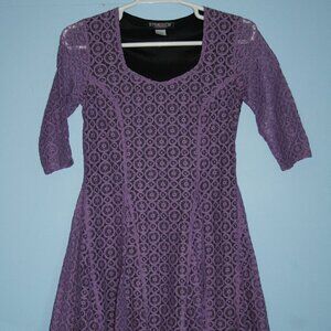 Pyramid Collection Purple Lace 3/4 Length Sleeve Black Lined Dress Size M